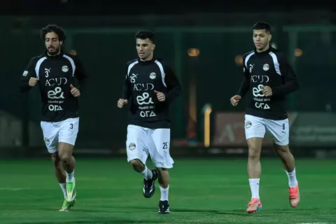 وسط حزن لاعبي الأهلي.. منتخب مصر يبدأ الاستعداد لمباراتي السعودية وإسبانيا (صور)